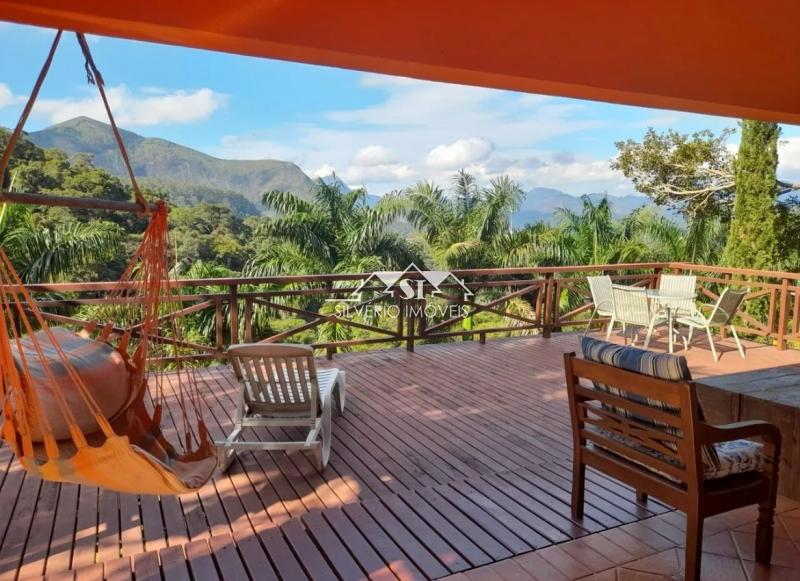 Casa para alugar com 5 quartos, 190m² - Foto 6
