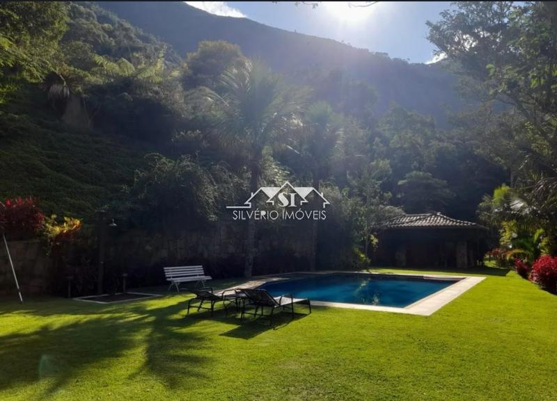 Casa para alugar com 5 quartos, 190m² - Foto 19