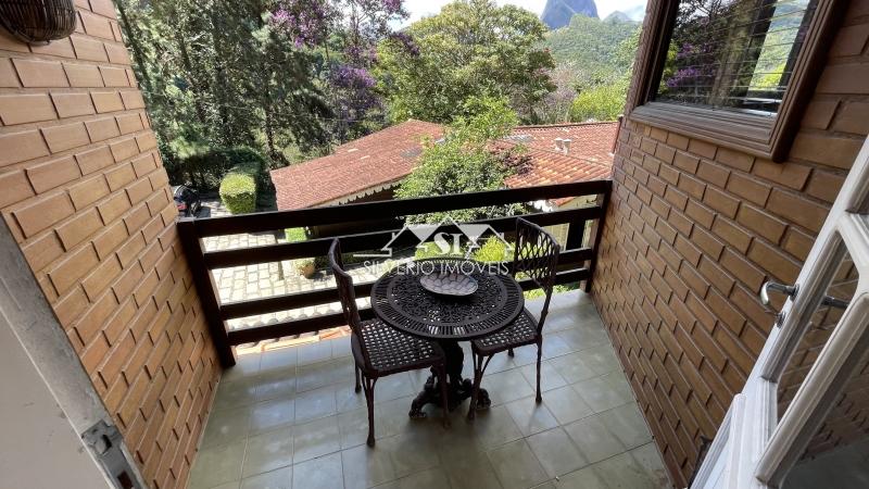 Casa à venda com 6 quartos, 363m² - Foto 7