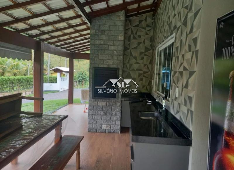 Casa à venda com 3 quartos, 166m² - Foto 3