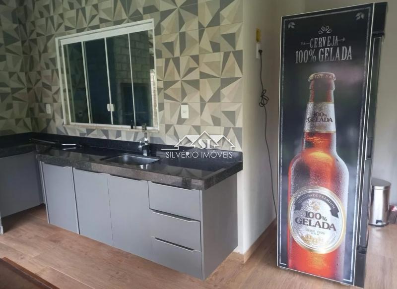Casa à venda com 3 quartos, 166m² - Foto 5