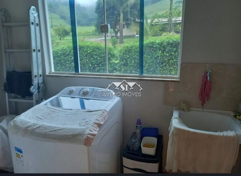 Casa à venda com 3 quartos, 166m² - Foto 6