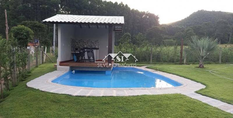Casa à venda com 3 quartos, 166m² - Foto 11