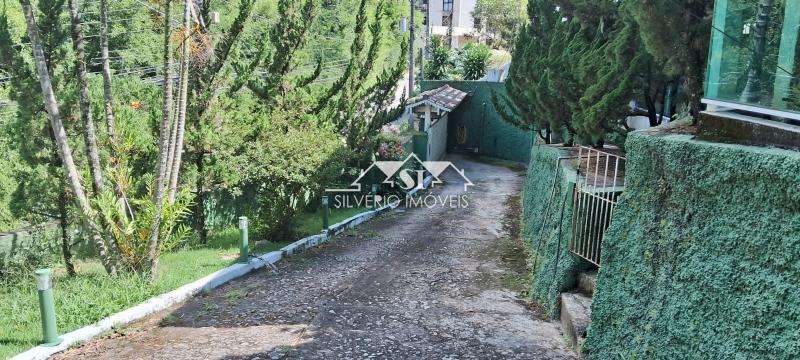 Casa à venda com 4 quartos, 587m² - Foto 44