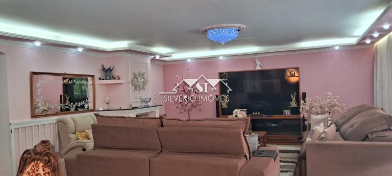 Casa à venda com 4 quartos, 587m² - Foto 6