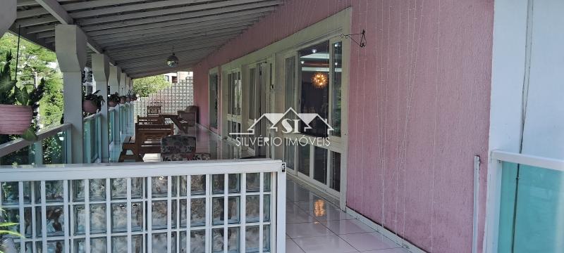Casa à venda com 4 quartos, 587m² - Foto 36