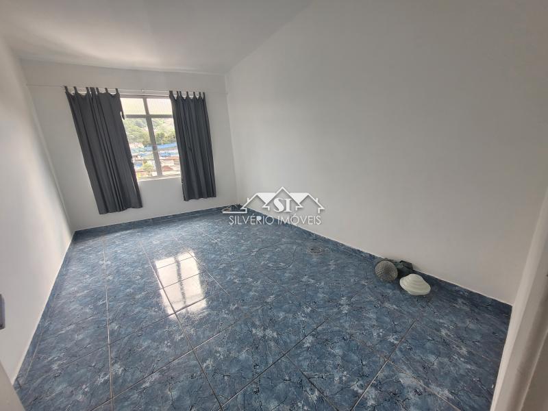 Casa para alugar com 4 quartos, 80m² - Foto 12