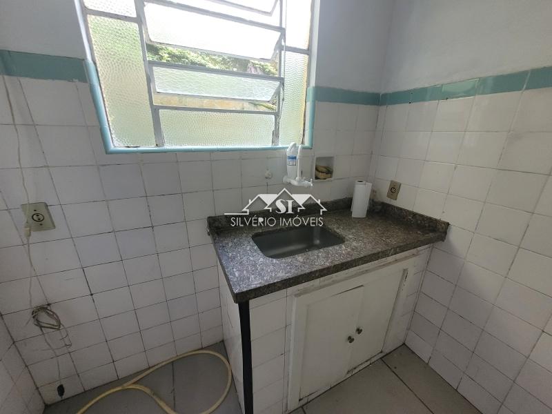 Casa para alugar com 4 quartos, 80m² - Foto 25