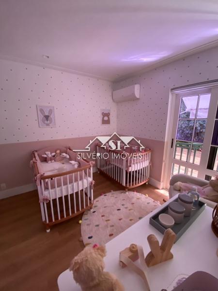 Casa à venda com 4 quartos, 420m² - Foto 21