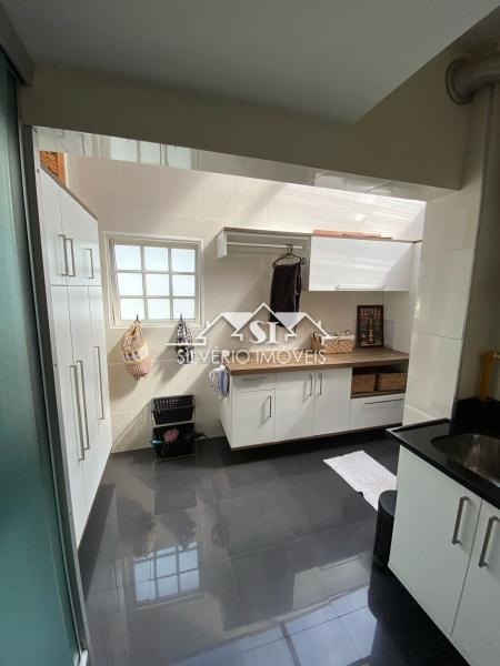 Casa à venda com 4 quartos, 420m² - Foto 7