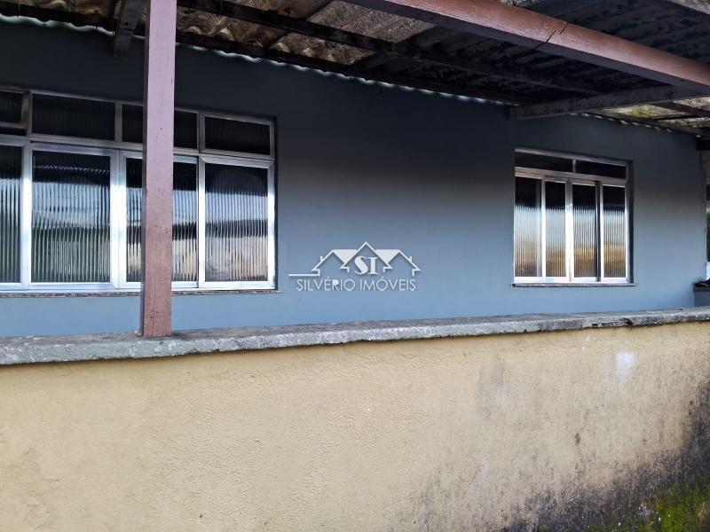 Casa para alugar com 3 quartos, 120m² - Foto 2
