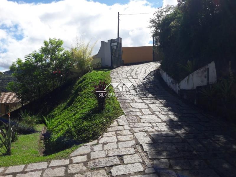 Casa à venda e aluguel com 4 quartos, 250m² - Foto 33