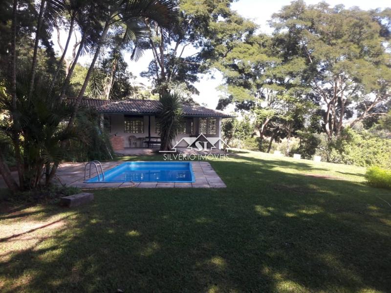 Casa à venda e aluguel com 4 quartos, 250m² - Foto 26