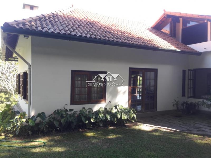 Casa à venda e aluguel com 4 quartos, 250m² - Foto 28