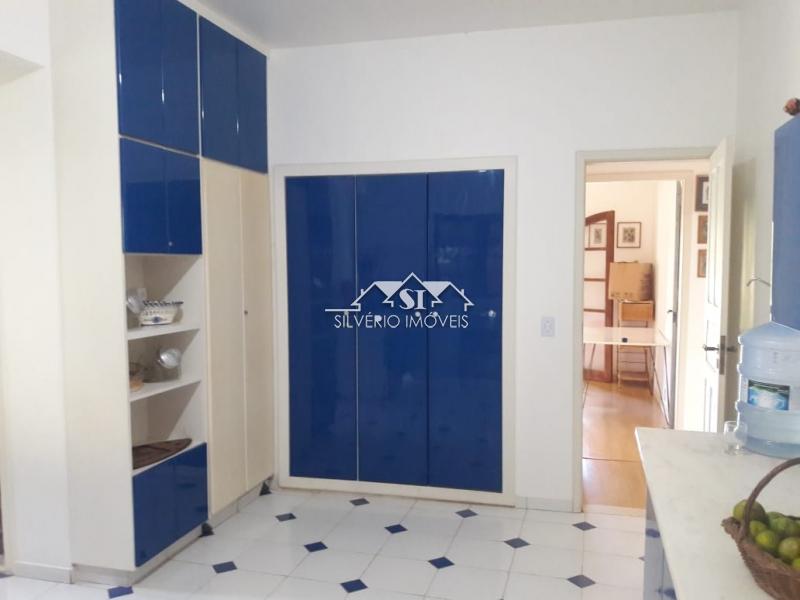 Casa à venda e aluguel com 4 quartos, 250m² - Foto 10