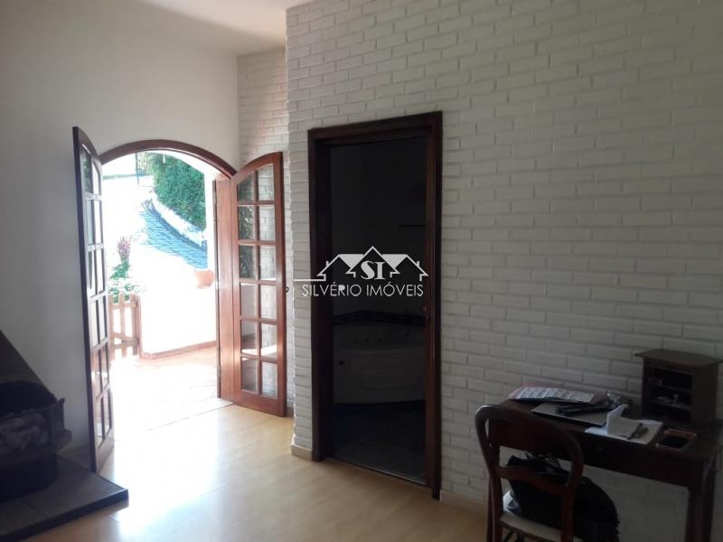 Casa à venda e aluguel com 4 quartos, 250m² - Foto 18