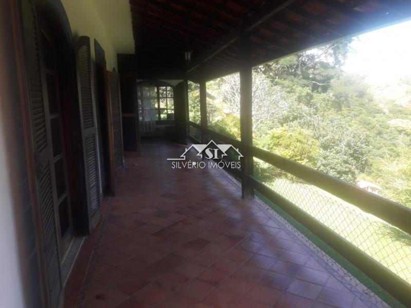 Casa à venda e aluguel com 4 quartos, 250m² - Foto 22