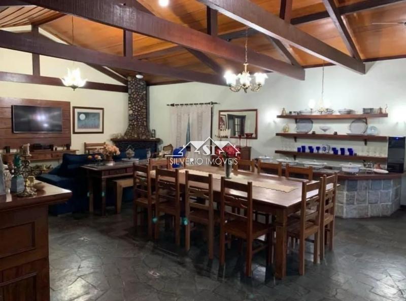 Casa à venda e aluguel com 7 quartos, 1300m² - Foto 9