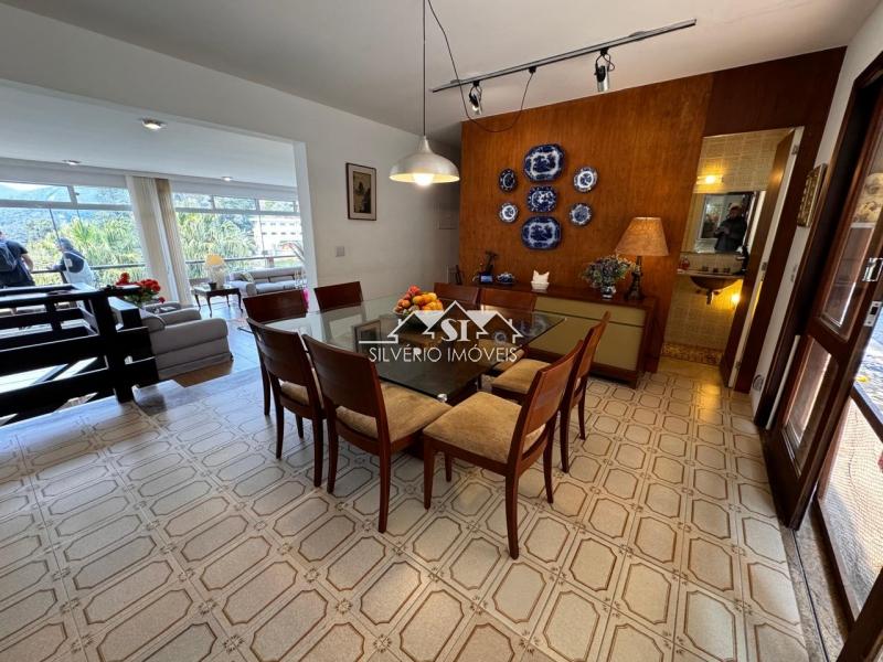Casa à venda com 6 quartos, 700m² - Foto 7