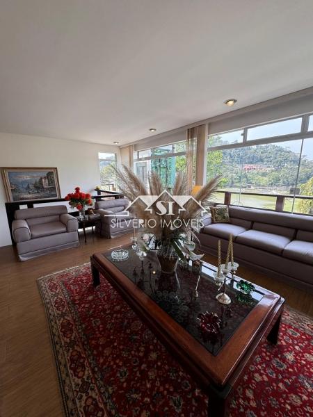 Casa à venda com 6 quartos, 700m² - Foto 9