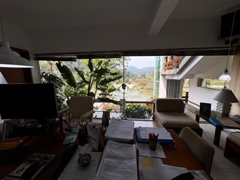 Casa à venda com 6 quartos, 700m² - Foto 13