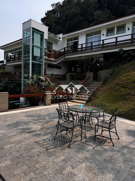 Casa à venda com 6 quartos, 700m² - Foto 3