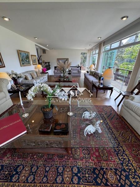 Casa à venda com 6 quartos, 700m² - Foto 18