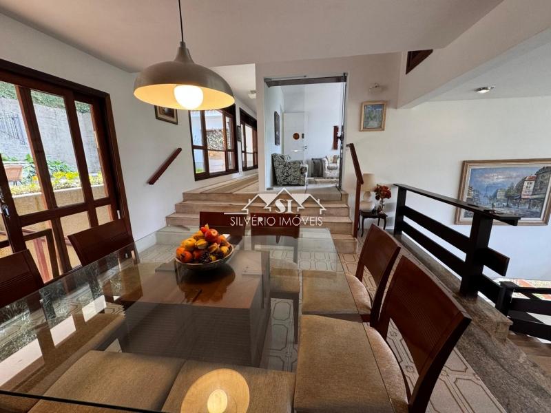 Casa à venda com 6 quartos, 700m² - Foto 20