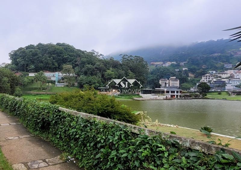 Casa à venda com 6 quartos, 700m² - Foto 21
