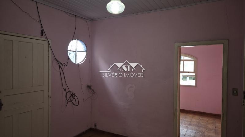 Casa à venda com 5 quartos, 150m² - Foto 12