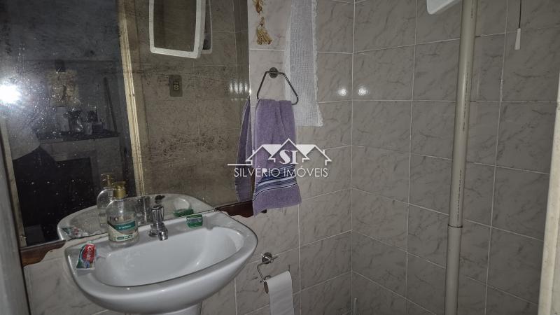 Casa à venda com 5 quartos, 150m² - Foto 19