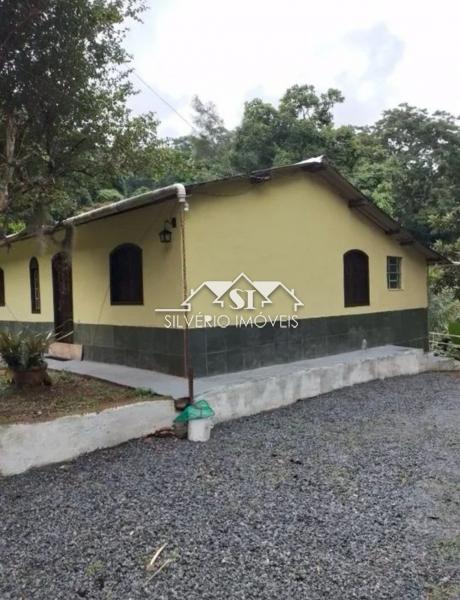 Casa à venda com 4 quartos, 200m² - Foto 3