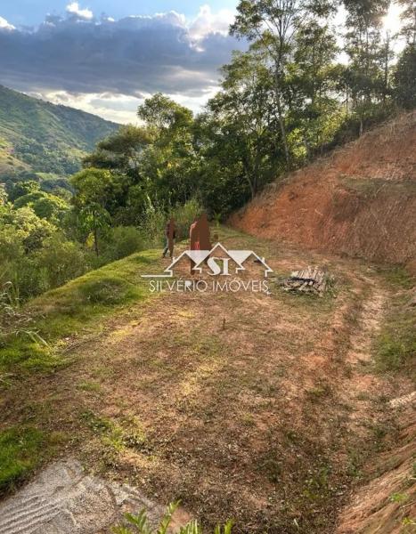 Terreno à venda, 1200m² - Foto 2