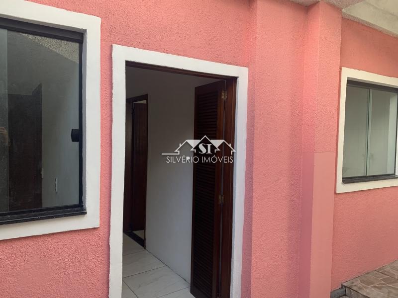 Casa para alugar com 2 quartos, 60m² - Foto 15