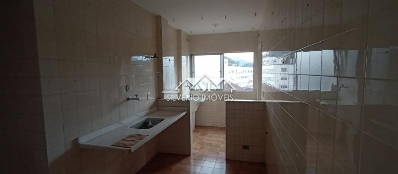 Apartamento à venda com 3 quartos, 110m² - Foto 11
