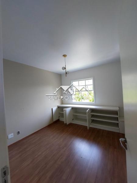 Casa à venda com 2 quartos, 85m² - Foto 14