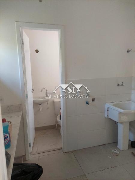 Casa à venda com 2 quartos, 85m² - Foto 8