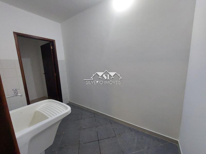 Casa à venda com 3 quartos, 230m² - Foto 20