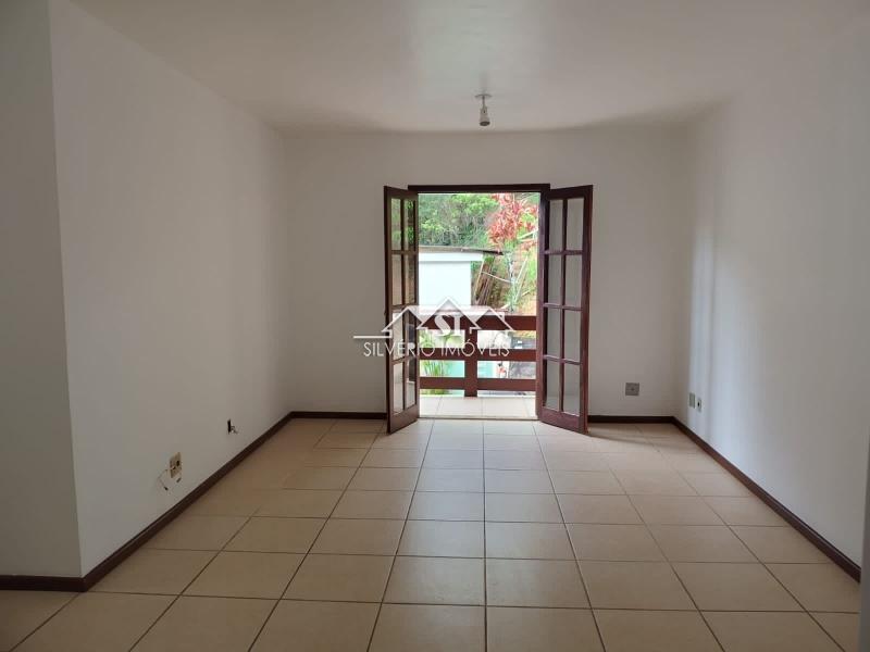Apartamento para alugar com 2 quartos, 70m² - Foto 2