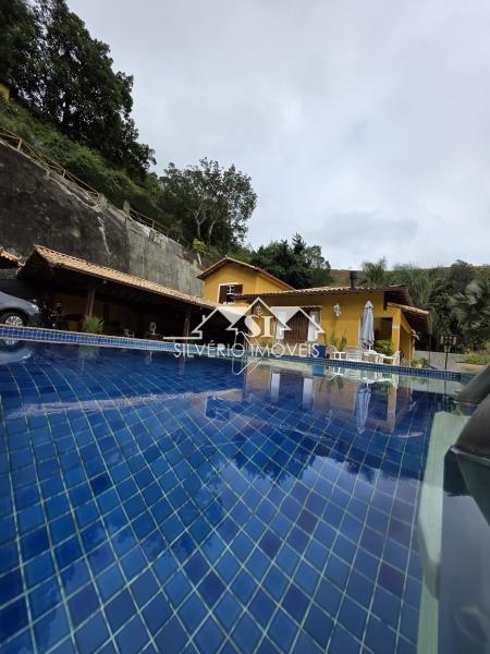 Casa à venda com 7 quartos, 1100m² - Foto 2