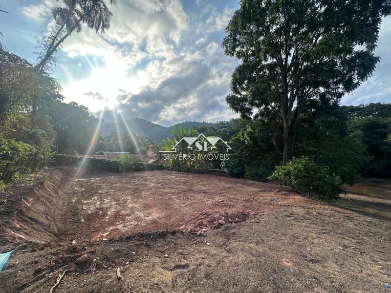 Terreno à venda, 2070m² - Foto 14