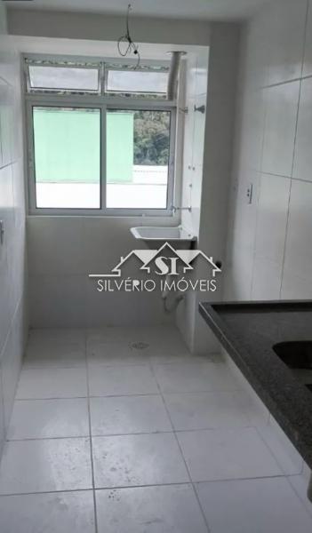 Apartamento à venda com 2 quartos, 58m² - Foto 9