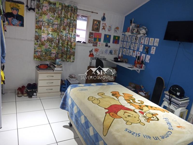 Casa à venda com 5 quartos, 230m² - Foto 5