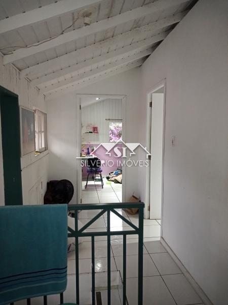 Casa à venda com 5 quartos, 230m² - Foto 7