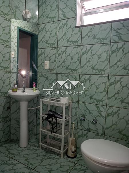 Casa à venda com 5 quartos, 230m² - Foto 18