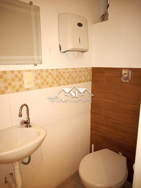 Casa à venda com 5 quartos, 230m² - Foto 20