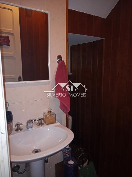 Casa à venda com 5 quartos, 230m² - Foto 23