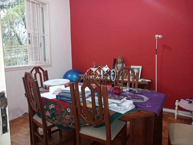 Casa à venda com 5 quartos, 230m² - Foto 25