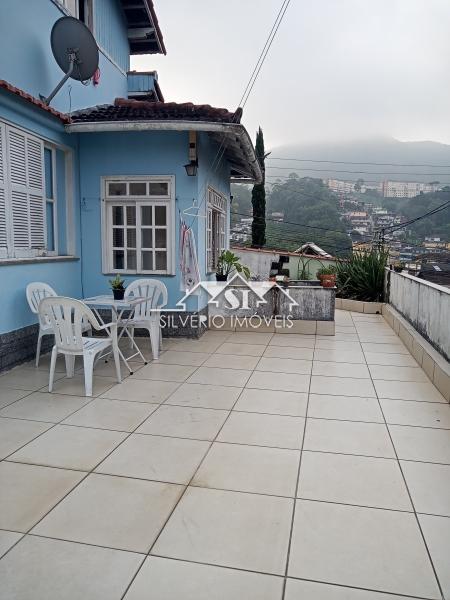 Casa à venda com 5 quartos, 230m² - Foto 26