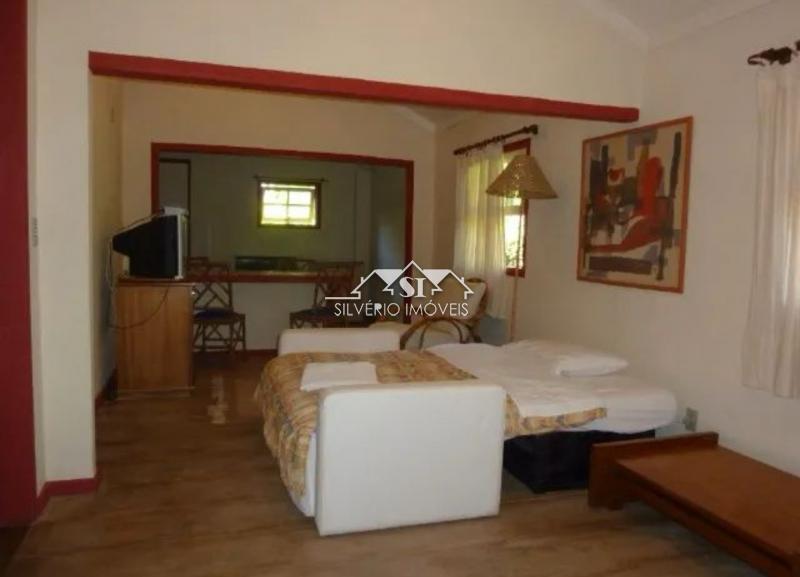Casa para alugar com 2 quartos, 80m² - Foto 4